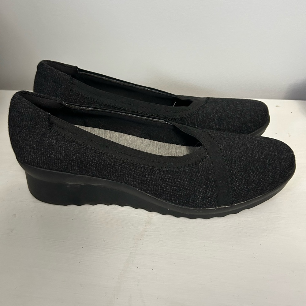Clarks Cloudstepper Black Slip-On Shoes